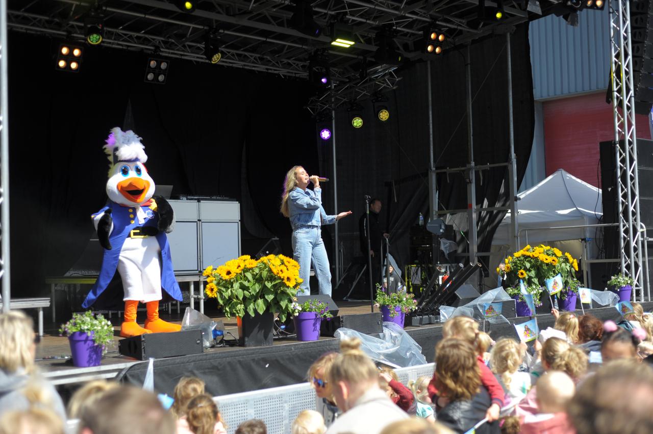 Storm te gast bij Monique Smit, Delfsail een evenement voor jong en oud.
